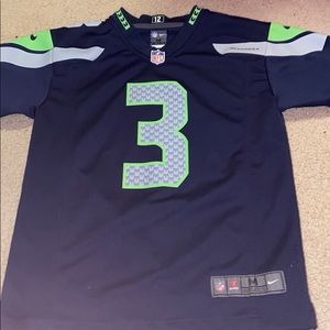 Russel wilson football jersey